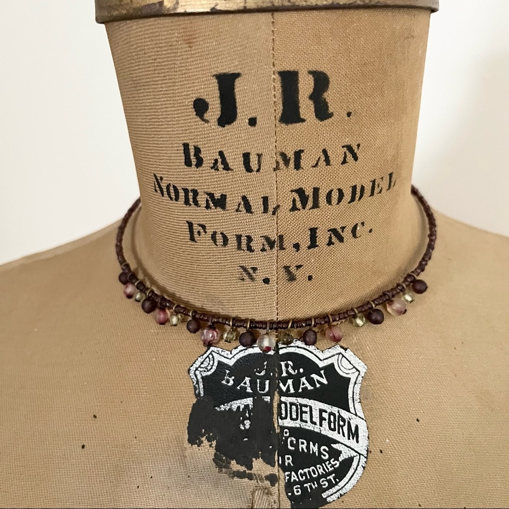 2/$20 Vintage Women’s Beaded Choker